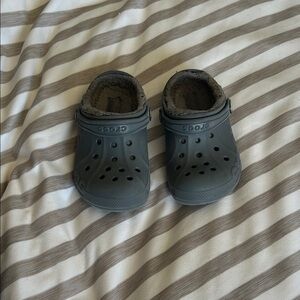 CROCS Kids Charcoal lined shoes